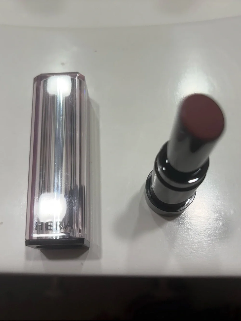 NWT HERA Sensual Tinted Shine Stick in Angels Kiss  - Warm Rose Brown